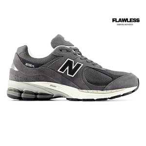 NEW BALANCE 2002R SNEAKERS