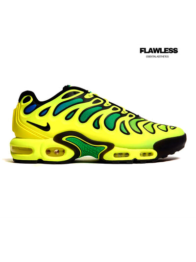 NIKE AIR MAX PLUS DRIFT SNEAKERS