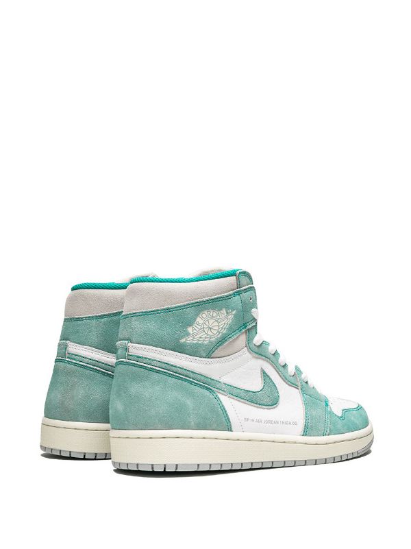 Air Jordan 1 Retro High OG "Turbo Green"