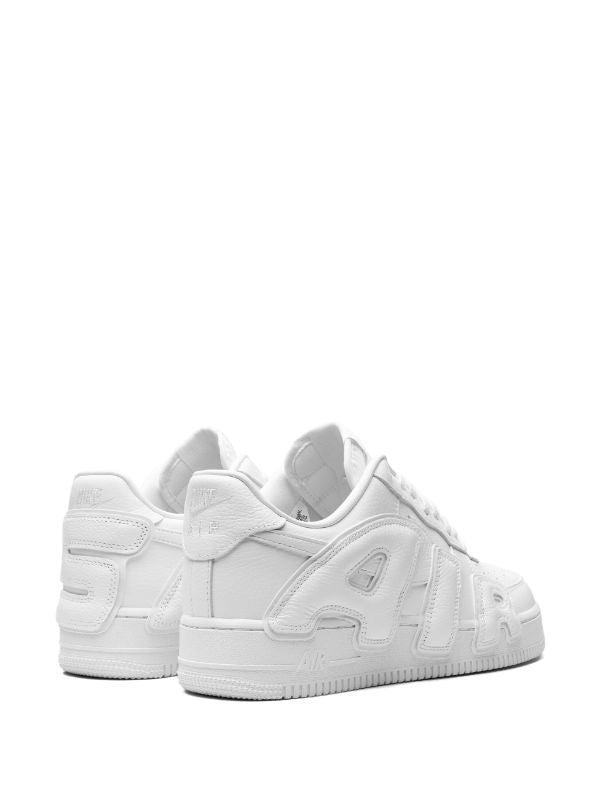 Nike Air Force 1 Low "Triple White"