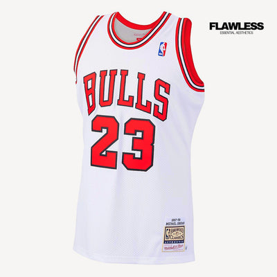 Michael Jordan Chicago Bulls (NBA) Swingman Jersey