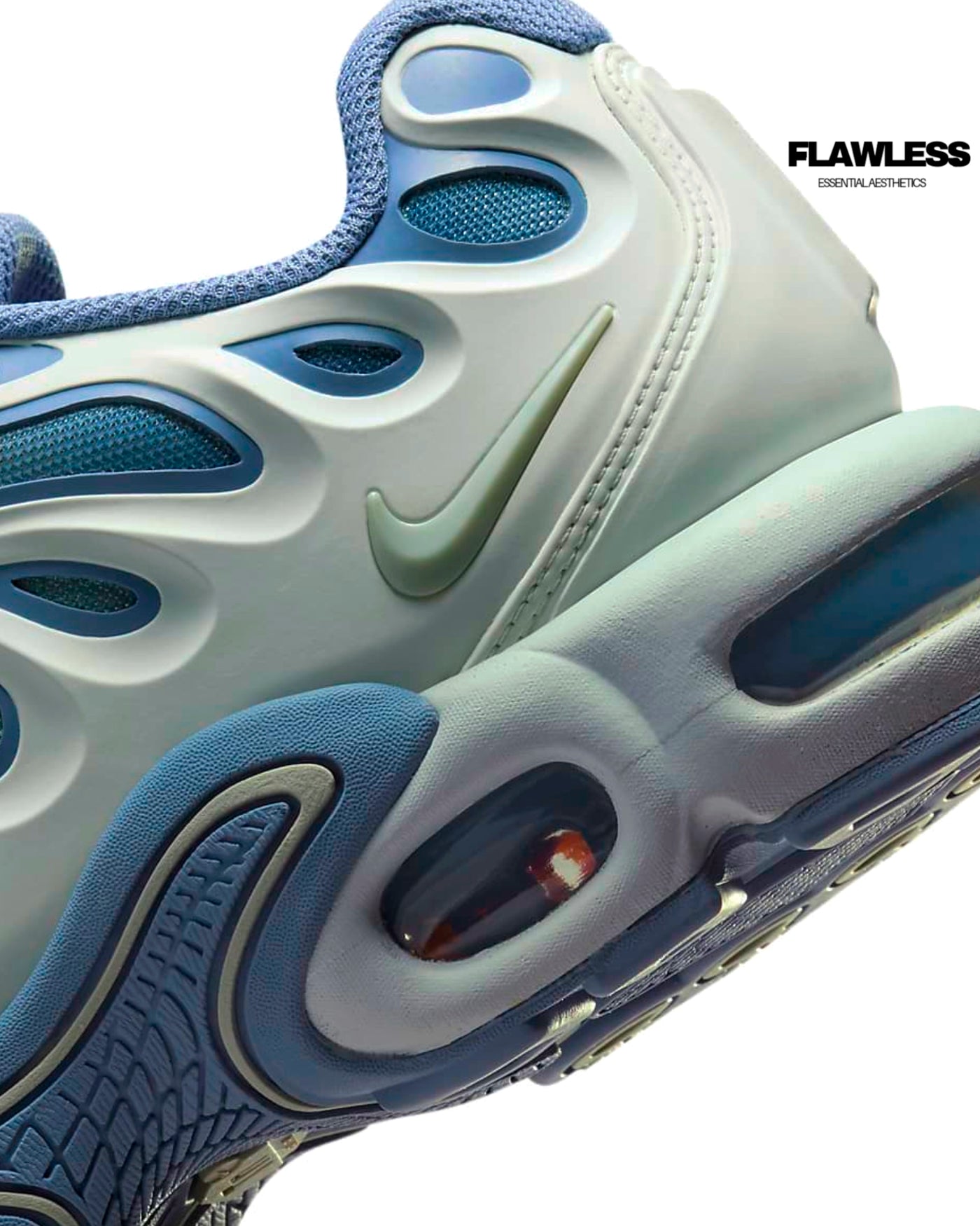 Nike Air Max Plus Drift "University Blue"