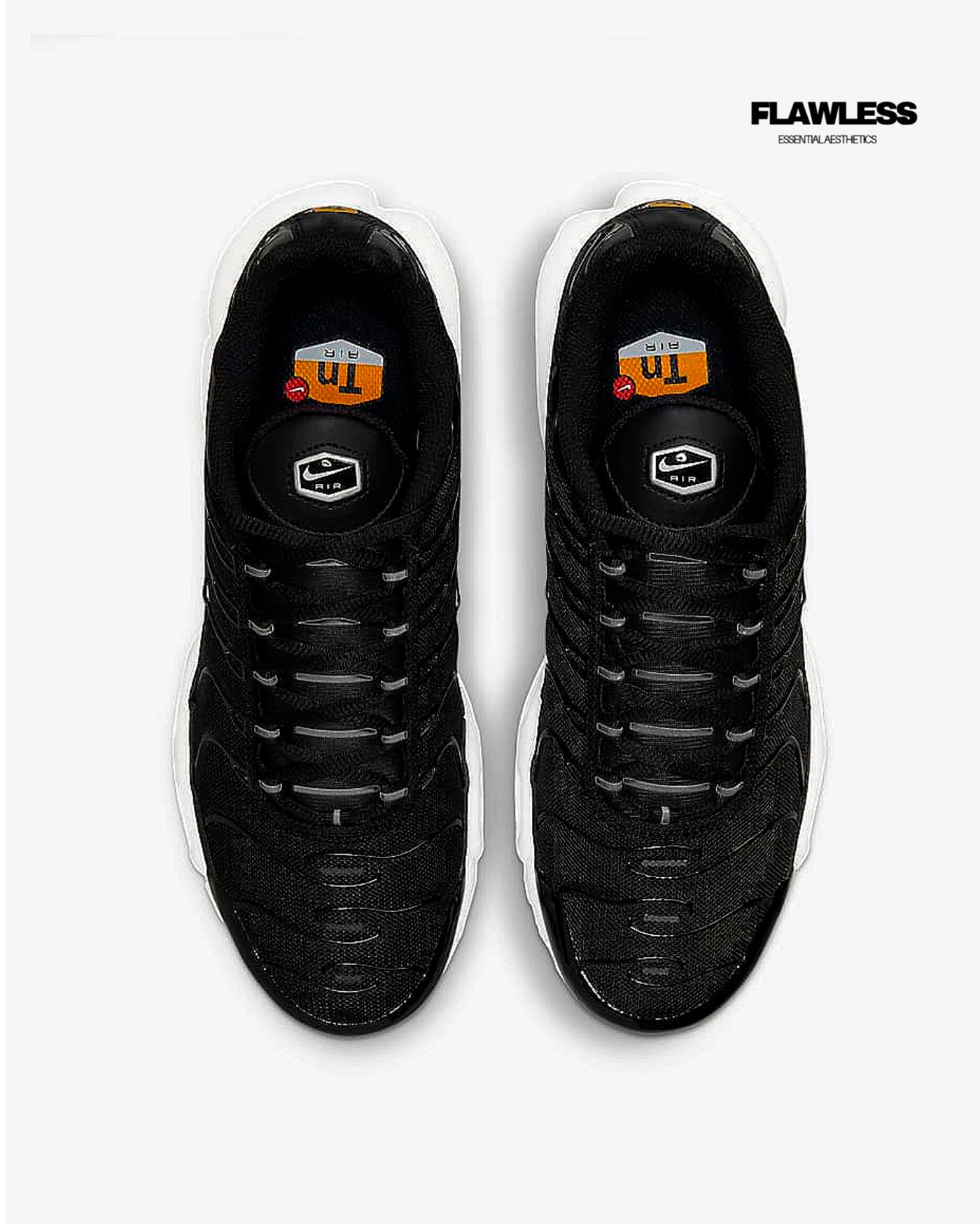 Nike Air Max Plus Tn "Black and White"