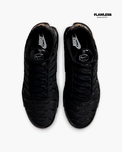 Air Max Plus "Triple Black"