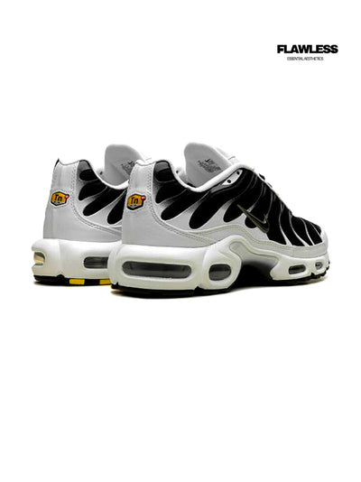 Nike Air Max Plus Tn "Black and White"