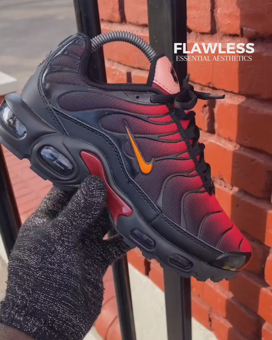 Nike Air Max Plus TN "Bred Reflective"