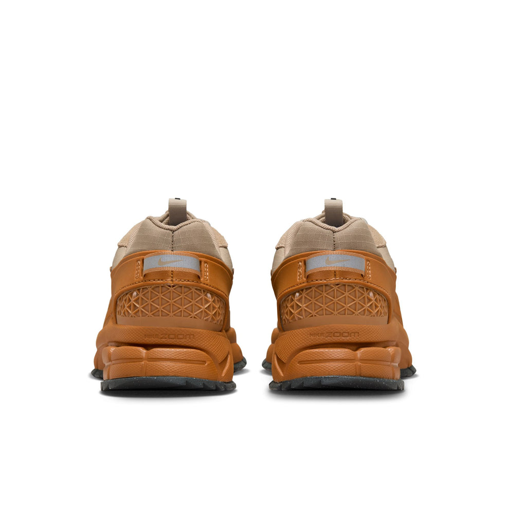Nike Zoom Vomero Roam "Flax"