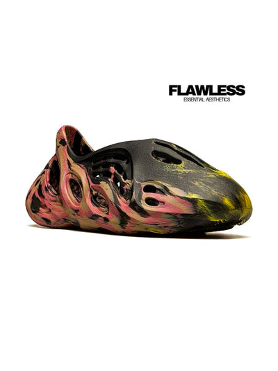Yeezy Foam Runner "Mx Carbon" sandals