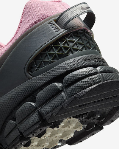 Nike Zoom Vomero Roam "Pink"