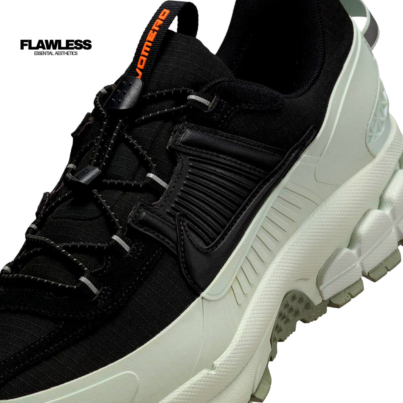 Nike Zoom Vomero Roam "Black Light Silver"