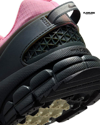 Nike Zoom Vomero Roam "Pink"