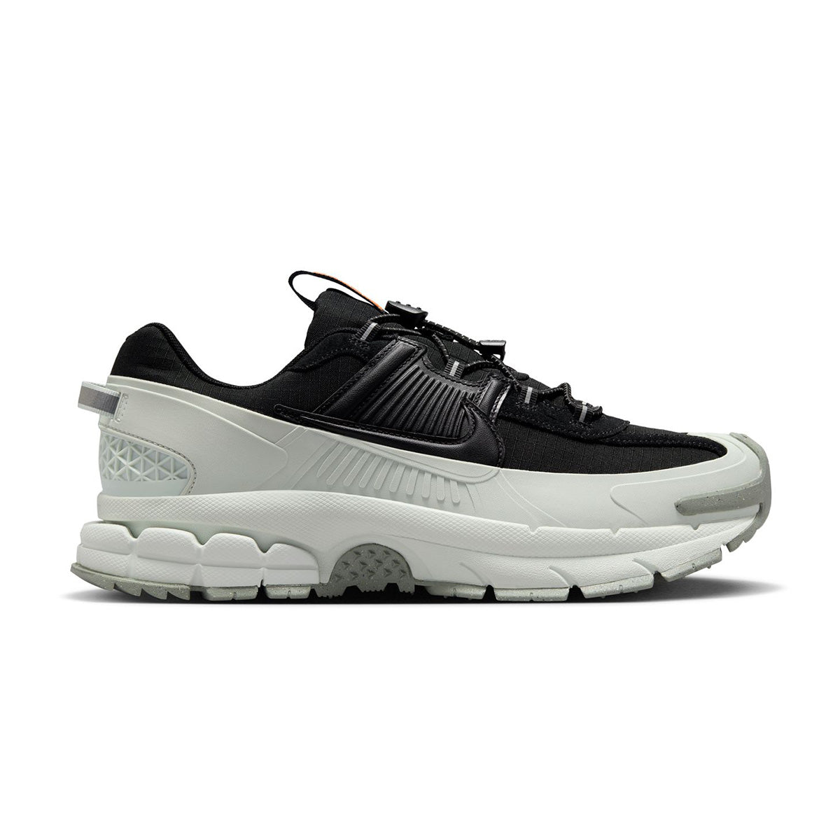 Nike Zoom Vomero Roam "Black Light Silver"