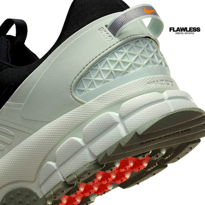 Nike Zoom Vomero Roam "Black Light Silver"