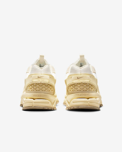 Nike Zoom Vomero Roam "Pale Ivory"