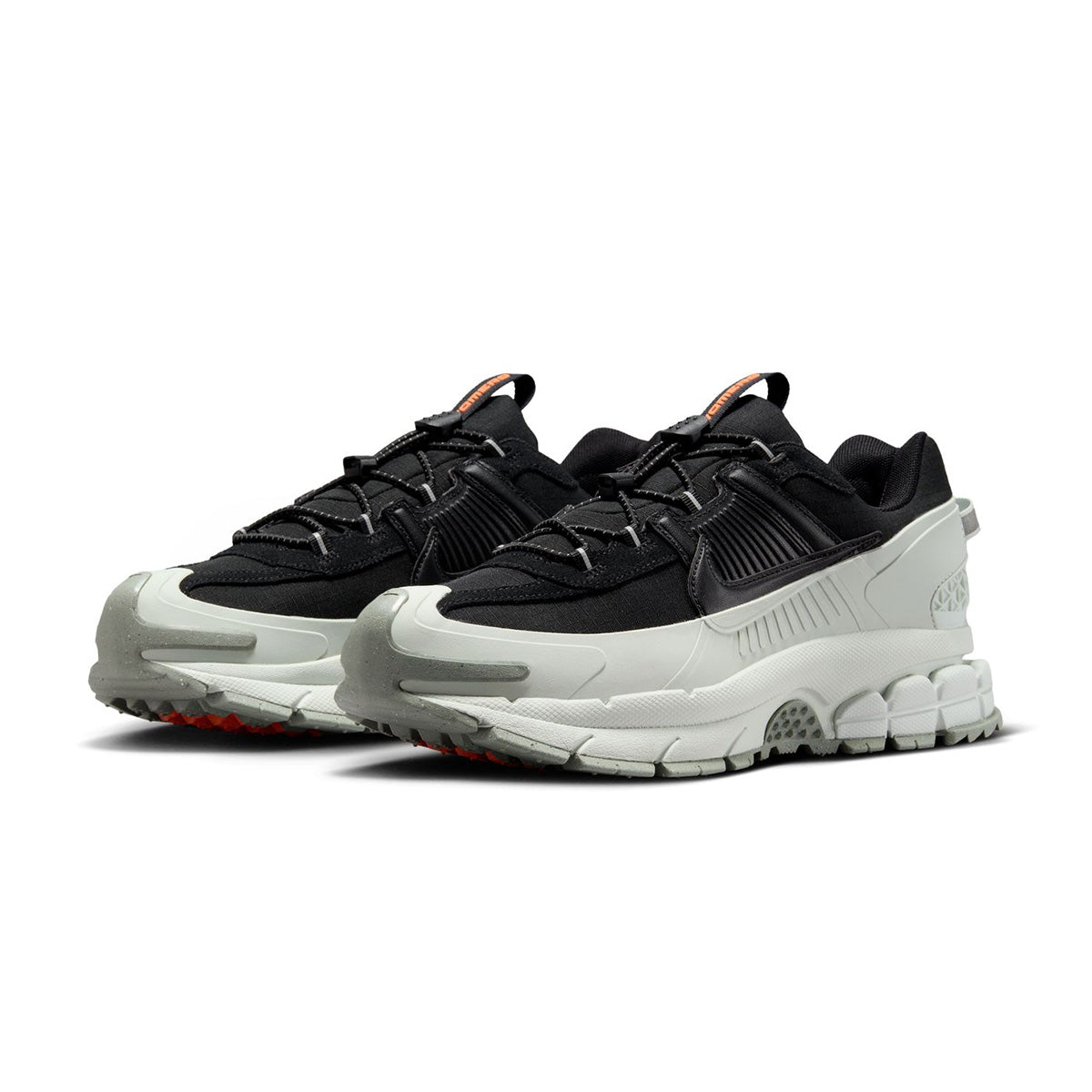 Nike Zoom Vomero Roam "Black Light Silver"