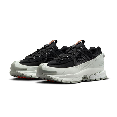 Nike Zoom Vomero Roam "Black Light Silver"