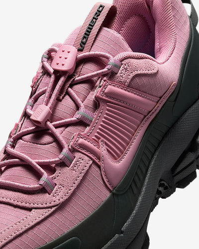 Nike Zoom Vomero Roam "Pink"